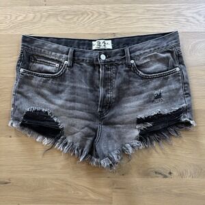 Free People We The Free Good Vibrations Cut-Off Shorts Sulphur Black Size 31